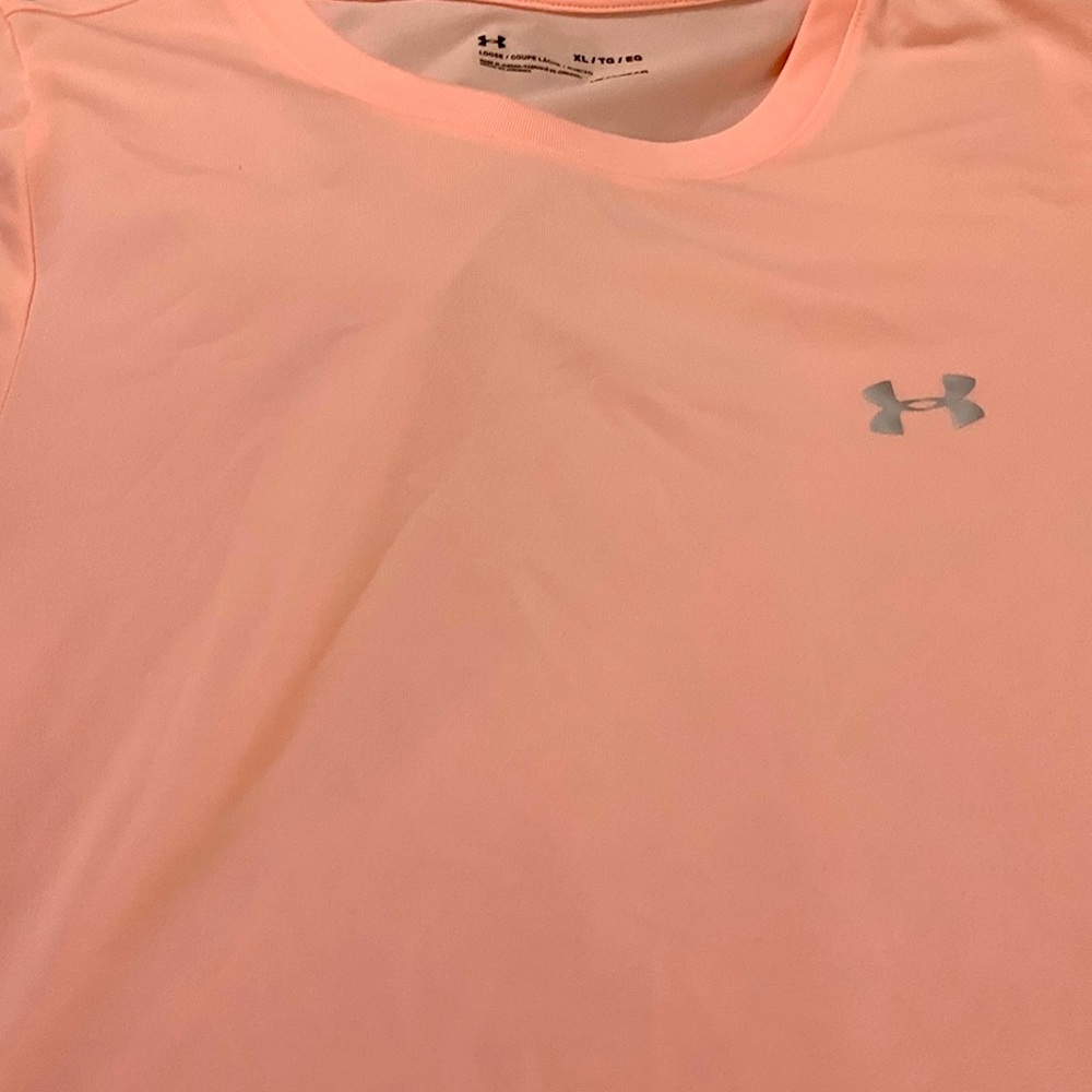 Women under armor top
